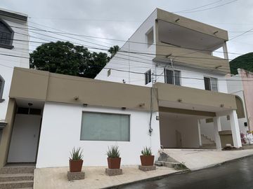 VENTA CASA CON DEPARTAMENTO OFICINA LOCAL SATELITE MONTERREY NUEVO LEON