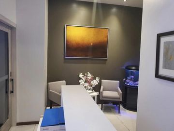 OFICINAS ACONDICIONADAS Y AMUEBLADAS EN VENTA EN NATYVO