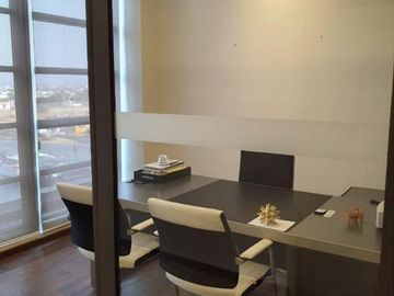 OFICINAS ACONDICIONADAS Y AMUEBLADAS EN VENTA EN NATYVO