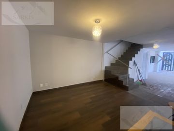 Casa en  venta remodelada