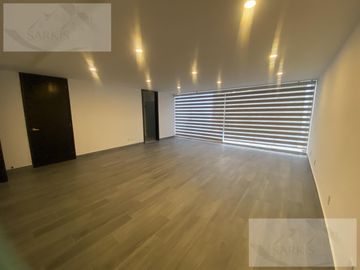 Casa en  venta remodelada