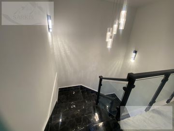 Casa en  venta remodelada