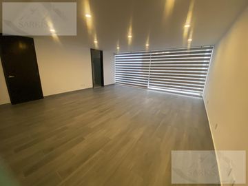 Casa en  venta remodelada