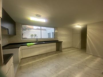 Casa en  venta remodelada