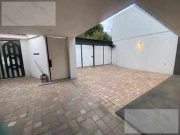 Casa en  venta remodelada