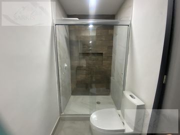 Casa en  venta remodelada