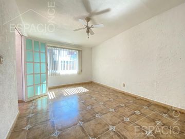 Casa en condominio - Lomas de Cortes