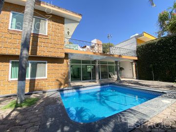 Casa en condominio - Lomas de Cortes