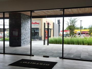 OFICINAS Y LOCALES - VENTA / RENTA - SALTILLO