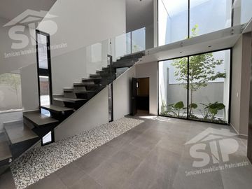 Casa en Venta Castaños del Vergel - Zona Sur Monterrey