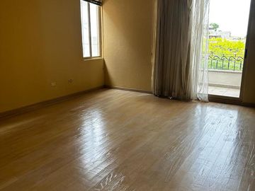 HERMOSA RESIDENCIA EN CUMBRES 2DO SECTOR