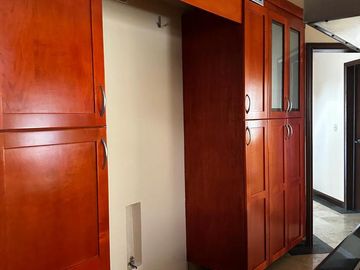 HERMOSA RESIDENCIA EN CUMBRES 2DO SECTOR