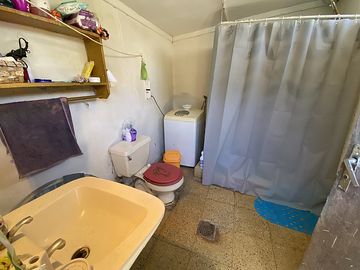 CASA - TERRENO EN PASAJE CANDELARIA - ATRÁS DE PARROQUIA