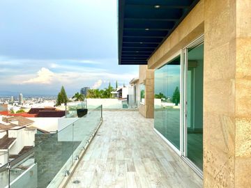 Casa en VENTA Villas del Campestre CON VISTA A LA PRESA
