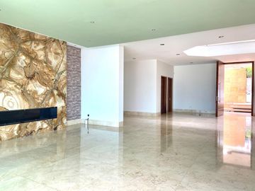 Casa en VENTA Villas del Campestre CON VISTA A LA PRESA