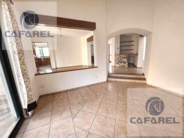Hermosa Casa en VILLAS DEL MESON en VENTA (VG)