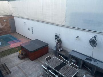 CASA EN VENTA EN COLONIA DEL VALLE SAN PEDRO GARZA GARCIA LOS RIOS