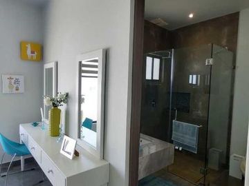 Residencia Nueva en Venta en Frac Al Norte de Saltillo con Alberca