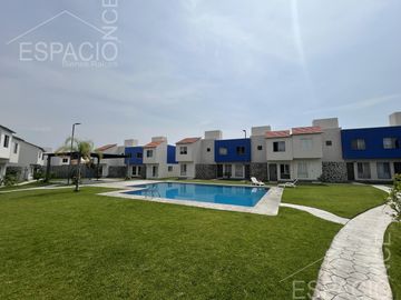Casa en condominio en Palo Escrito