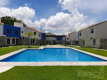 Casa en condominio en Palo Escrito