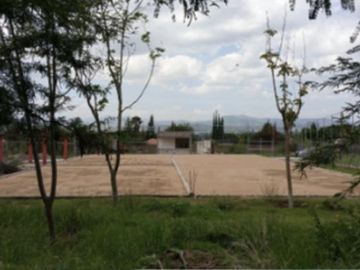 Venta Terreno en obra negra cerca Blvd Aeropuerto Leon Gto