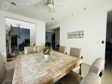 Casa en  venta en el Barrio San Juan, Valladolid Yucatán