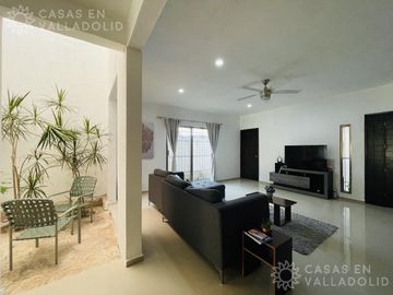 Casa en  venta en el Barrio San Juan, Valladolid Yucatán