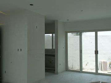 CASA EN VENTA AMPLIACION UNIDAD NACIONAL