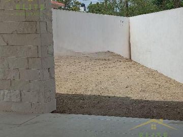 CASA EN VENTA AMPLIACION UNIDAD NACIONAL