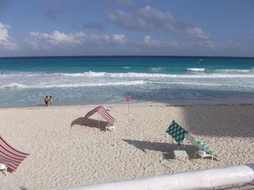 Departamento en Venta, Frente al Mar, Zona Hotelera, Cancún.