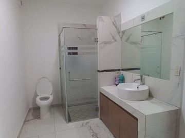 CASA EN BRISAS