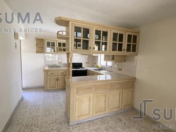 Casa en Venta en Col. Ampliación Unidad Nacional, Madero Tamaulipas.