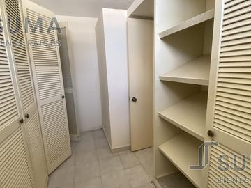 Casa en Venta en Col. Ampliación Unidad Nacional, Madero Tamaulipas.