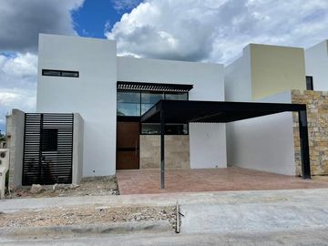 Casa en VENTA al norte de Mérida.
