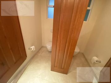 Casa en  IMPECABLE