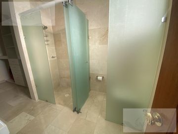 Casa en  IMPECABLE