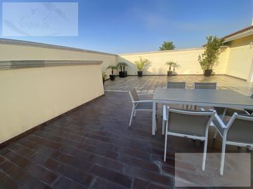 Casa en  IMPECABLE