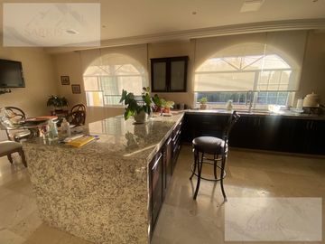 Casa en  IMPECABLE