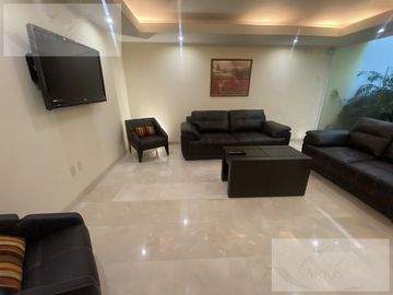 Casa en  IMPECABLE