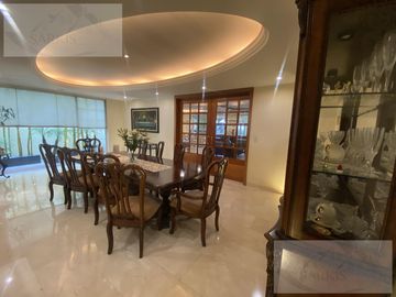 Casa en  IMPECABLE