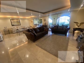 Casa en  IMPECABLE