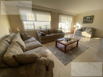 Casa en  IMPECABLE