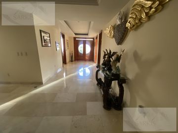 Casa en  IMPECABLE