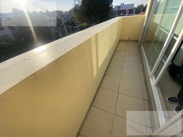 Casa en  IMPECABLE