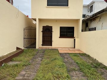 Casa en Venta en Icazo,  Virgilio Uribe Veracruz
