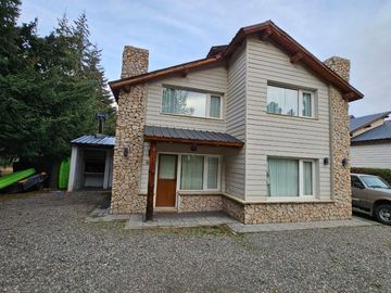 IMPORTANTE COMPLEJO DE CABAÑAS EN EL BARRIO VILLA AYELÉN DE ESQUEL CHUBUT