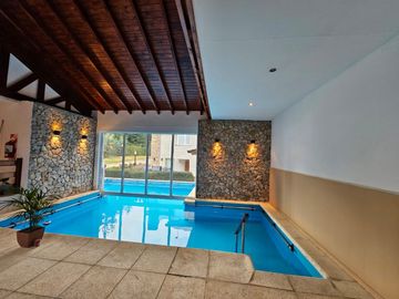 IMPORTANTE COMPLEJO DE CABAÑAS EN EL BARRIO VILLA AYELÉN DE ESQUEL CHUBUT