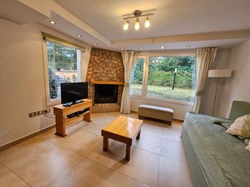 IMPORTANTE COMPLEJO DE CABAÑAS EN EL BARRIO VILLA AYELÉN DE ESQUEL CHUBUT