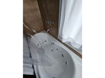 IMPORTANTE COMPLEJO DE CABAÑAS EN EL BARRIO VILLA AYELÉN DE ESQUEL CHUBUT