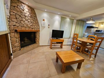 IMPORTANTE COMPLEJO DE CABAÑAS EN EL BARRIO VILLA AYELÉN DE ESQUEL CHUBUT